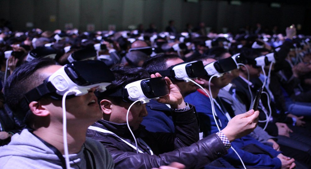 2016 Review Virtual and Augmented Reality Breakthroughs