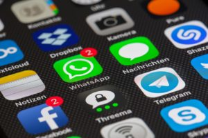 Native vs Cross platform mobile app development 